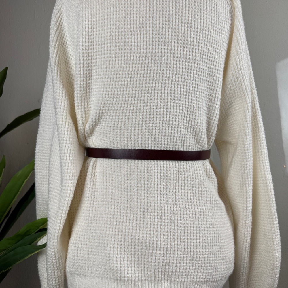 Dark Academia Minimalist Vintage 90s Burgundy Oxblood Leather Belt Womens XS - Picture 6 of 8